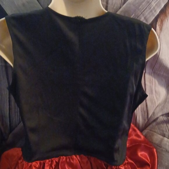 Women's Little Red Riding Hood Costume Size XL  NWOT - Picture 11 of 12